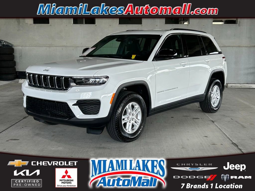 Used 2025 Jeep Grand Cherokee Laredo