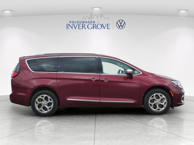 Used 2021 Chrysler Pacifica Limited w/ Premium & Safety Sphere Group AWD/4WD image 8