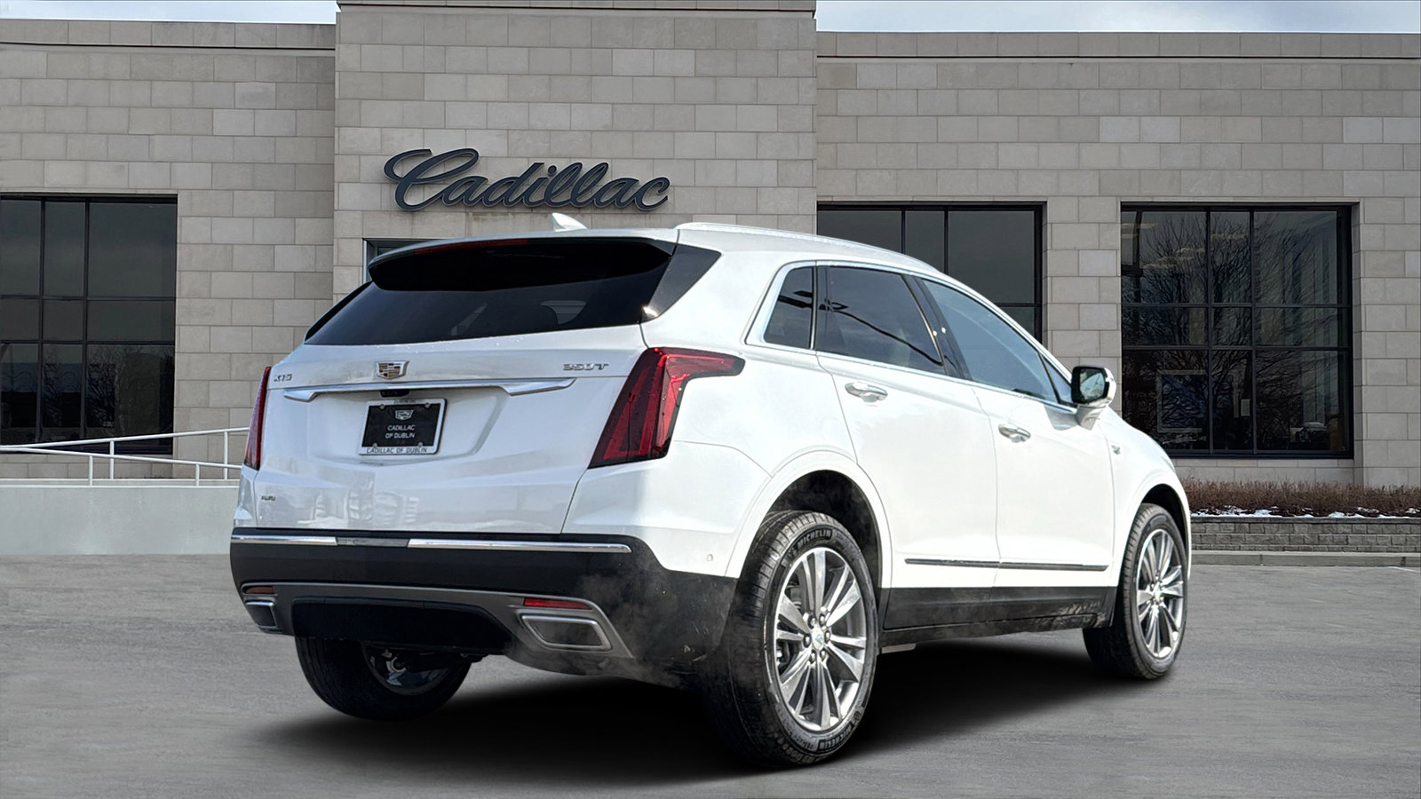 New 2026 Cadillac XT5 Premium Luxury w/ LPO, Floor Liner Package image 3