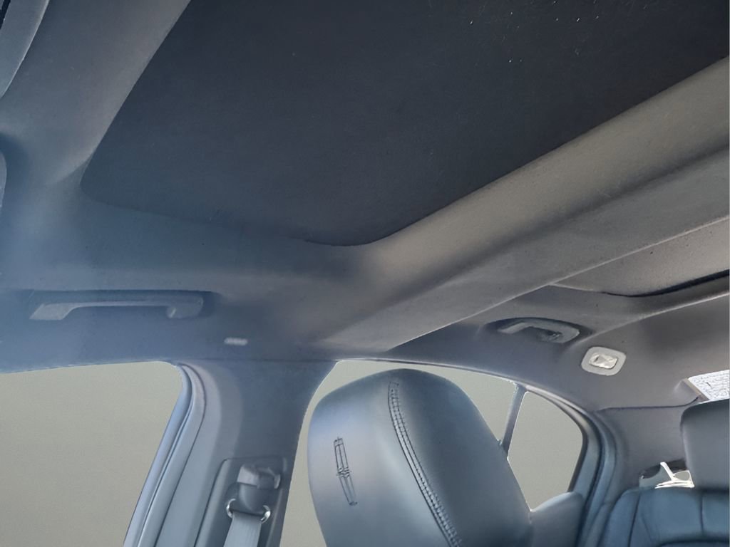 Used 2009 Lincoln MKS AWD image 14