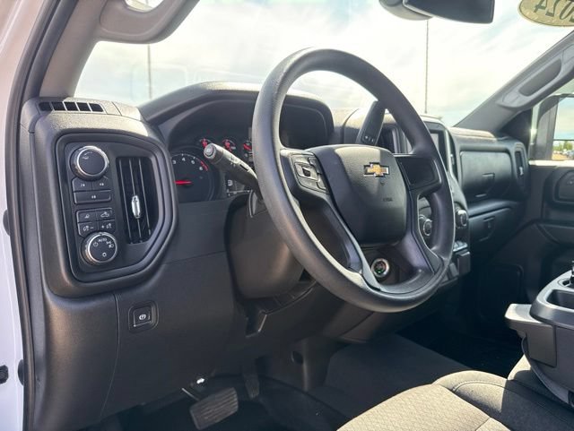 Used 2024 Chevrolet Silverado 2500 Custom w/ Custom Value Package AWD/4WD image 18