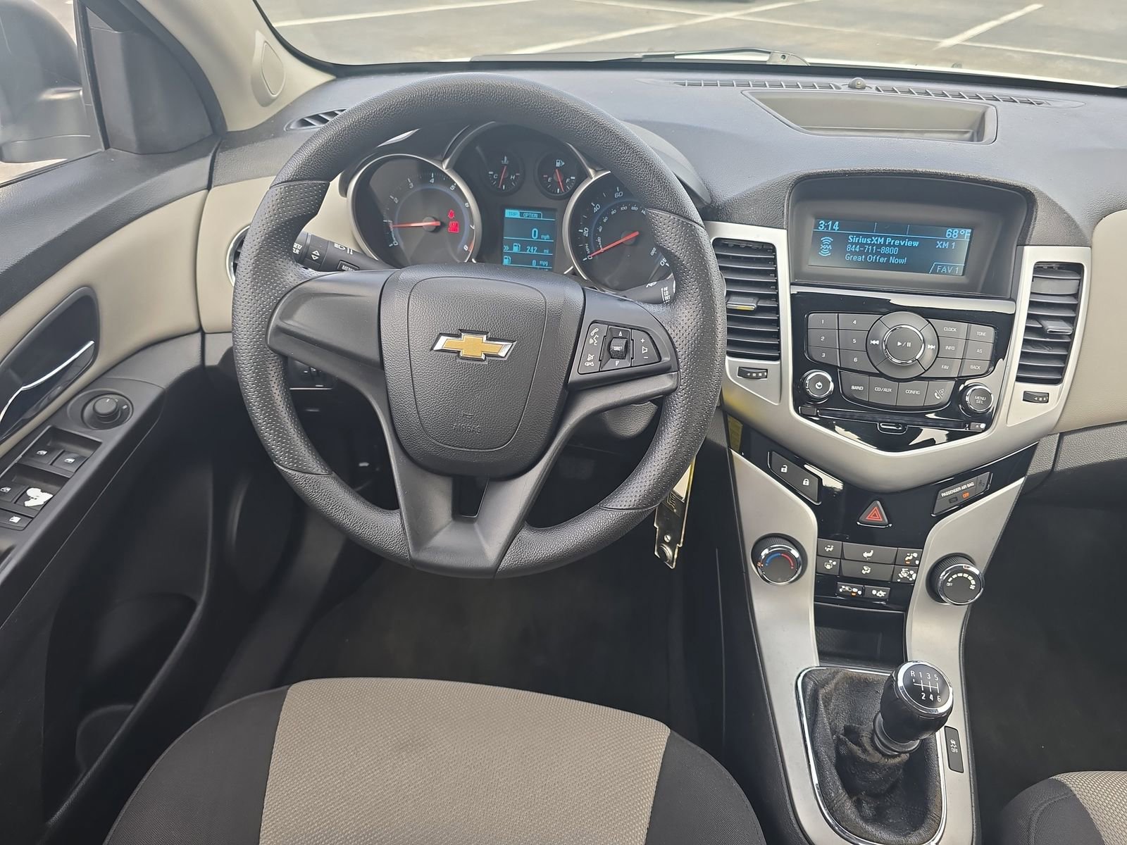 Used 2014 Chevrolet Cruze LS image 10
