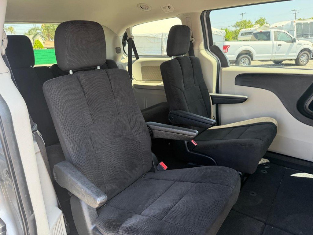 Used 2014 Dodge Grand Caravan SE w/ Quick Order Package 29E SE FWD image 34