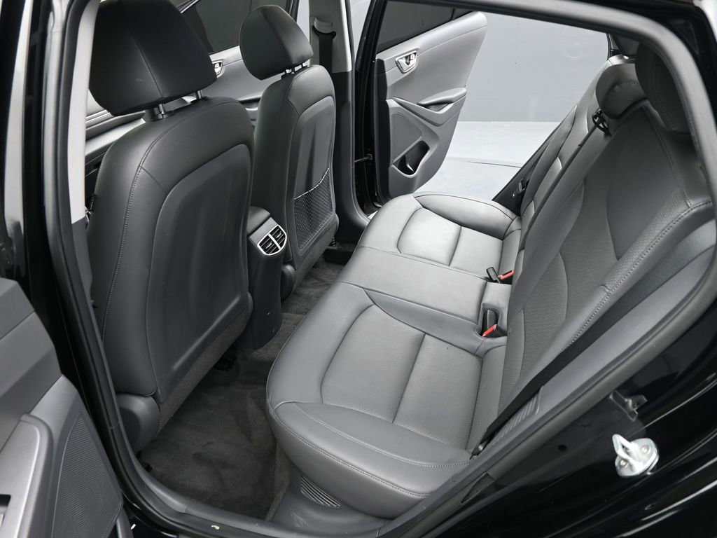 Used 2020 Hyundai Ioniq Limited image 15