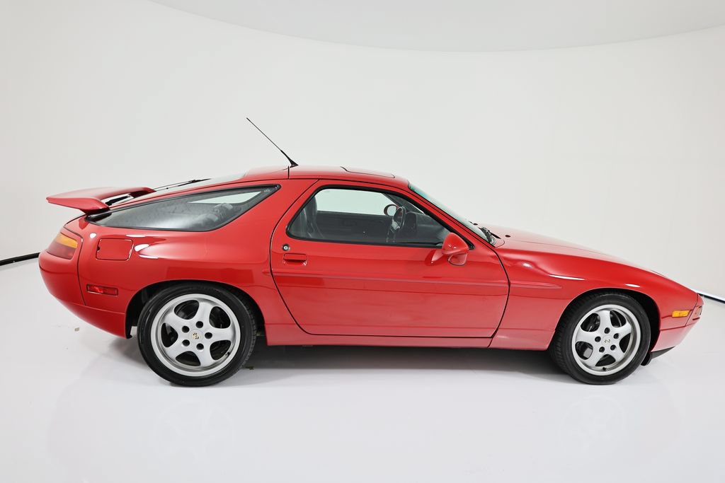 Used 1994 Porsche 928 GTS RWD image 8