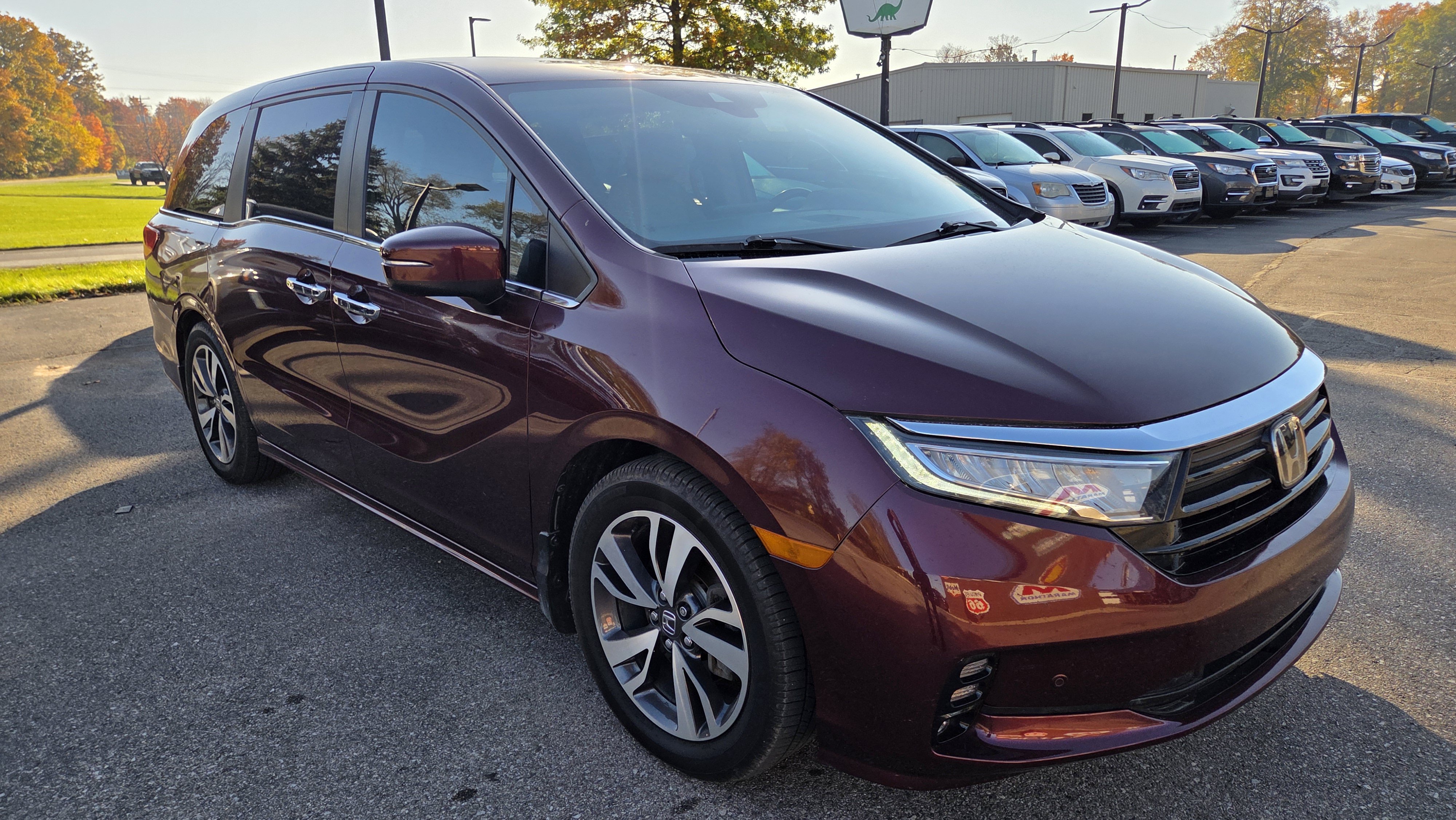 Used 2021 Honda Odyssey Touring image 3