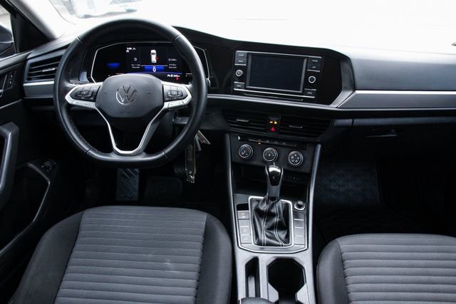 Used 2022 Volkswagen Jetta S image 29