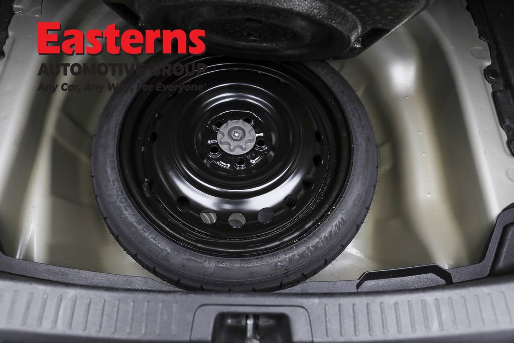 Used 2023 Toyota Corolla LE image 21