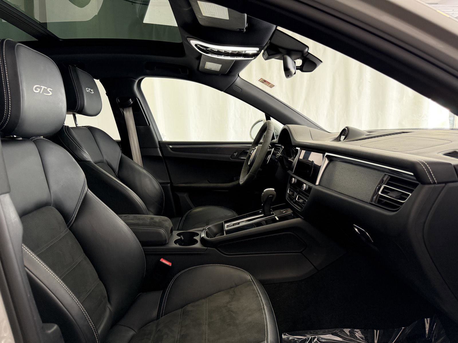Certified 2023 Porsche Macan GTS image 16