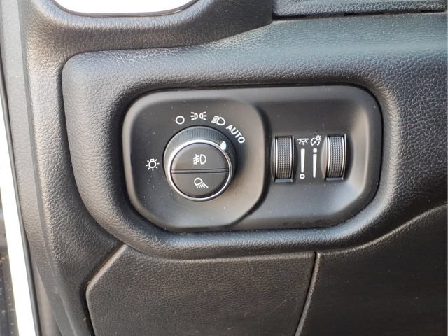 Used 2024 RAM 2500 Laramie AWD/4WD image 16