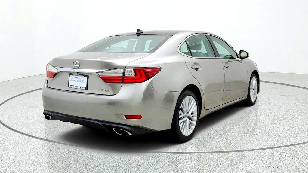 Used 2016 Lexus ES 350 w/ Luxury Package w/Wood Trim FWD image 5