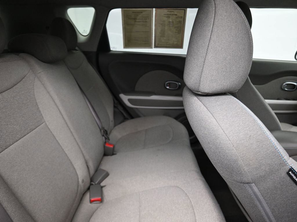 Used 2016 Kia Soul EV FWD image 10