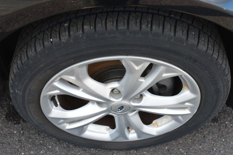 Used 2012 Ford Fusion SE FWD image 10