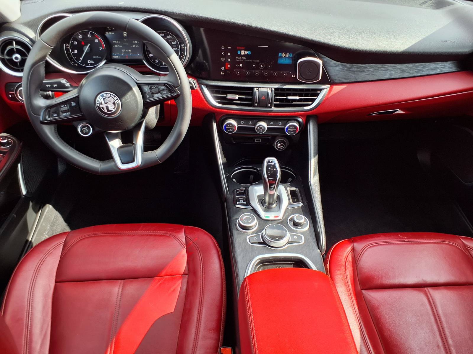 Used 2021 Alfa Romeo Giulia Sprint RWD image 4