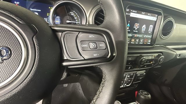 Used 2023 Jeep Wrangler Unlimited w/ Cold Weather Group AWD/4WD image 17