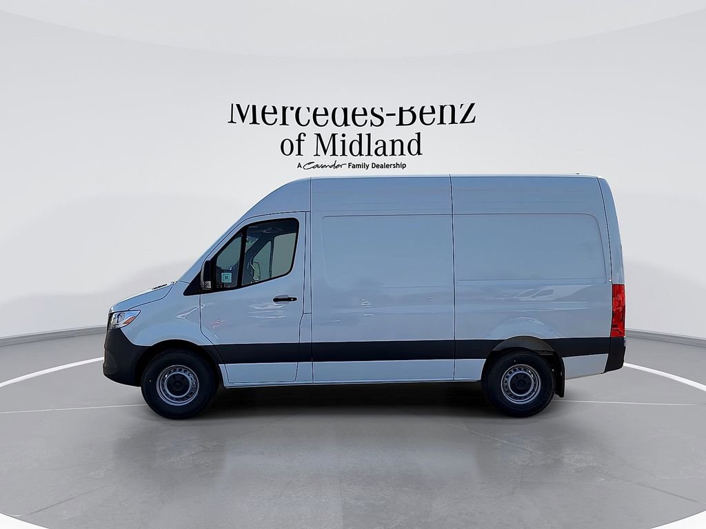 Used 2025 Mercedes-Benz Sprinter 2500 image 5