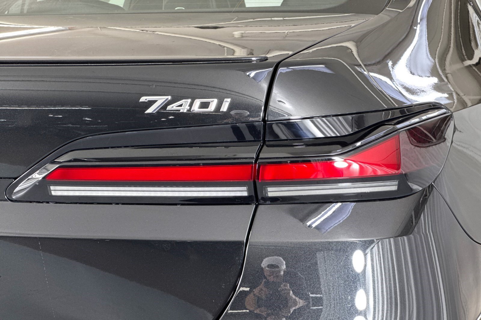 New 2026 BMW 740i w/ Premium Package RWD image 25