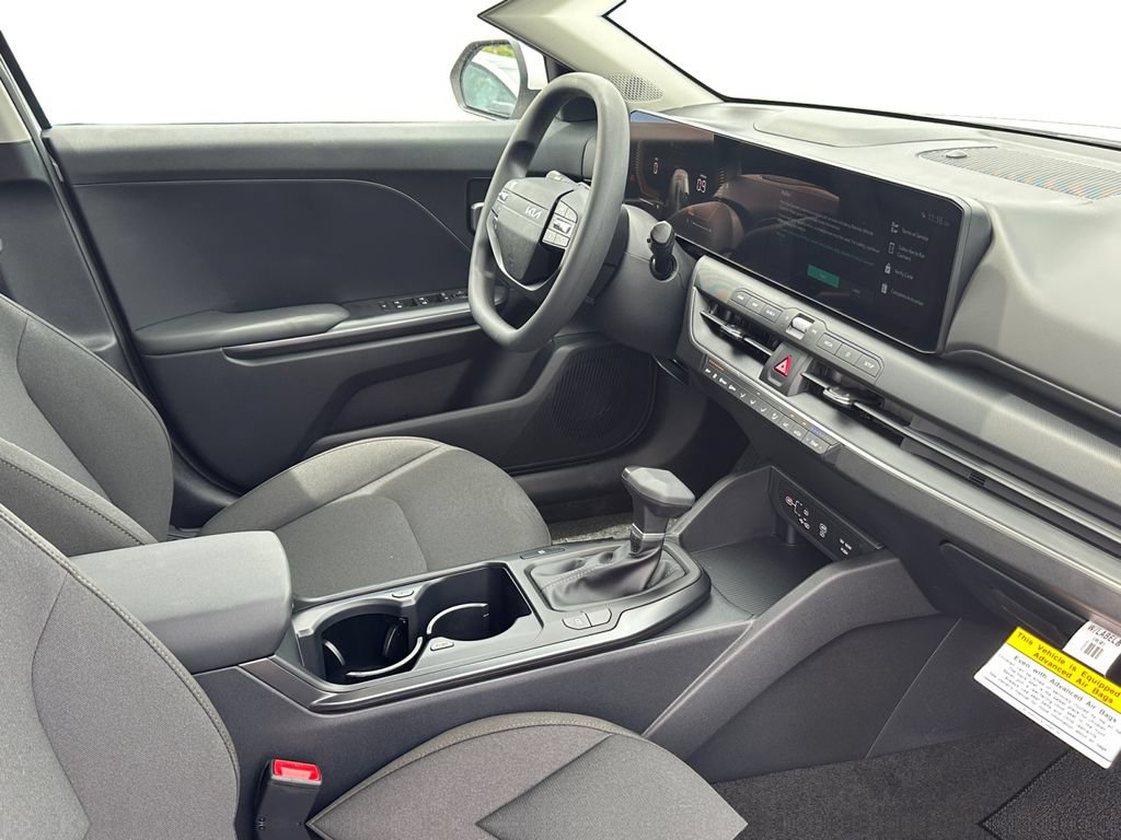 New 2026 Kia K4 FWD image 5