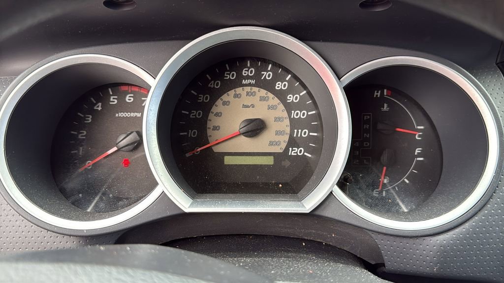 Used 2010 Toyota Tacoma PreRunner RWD image 6