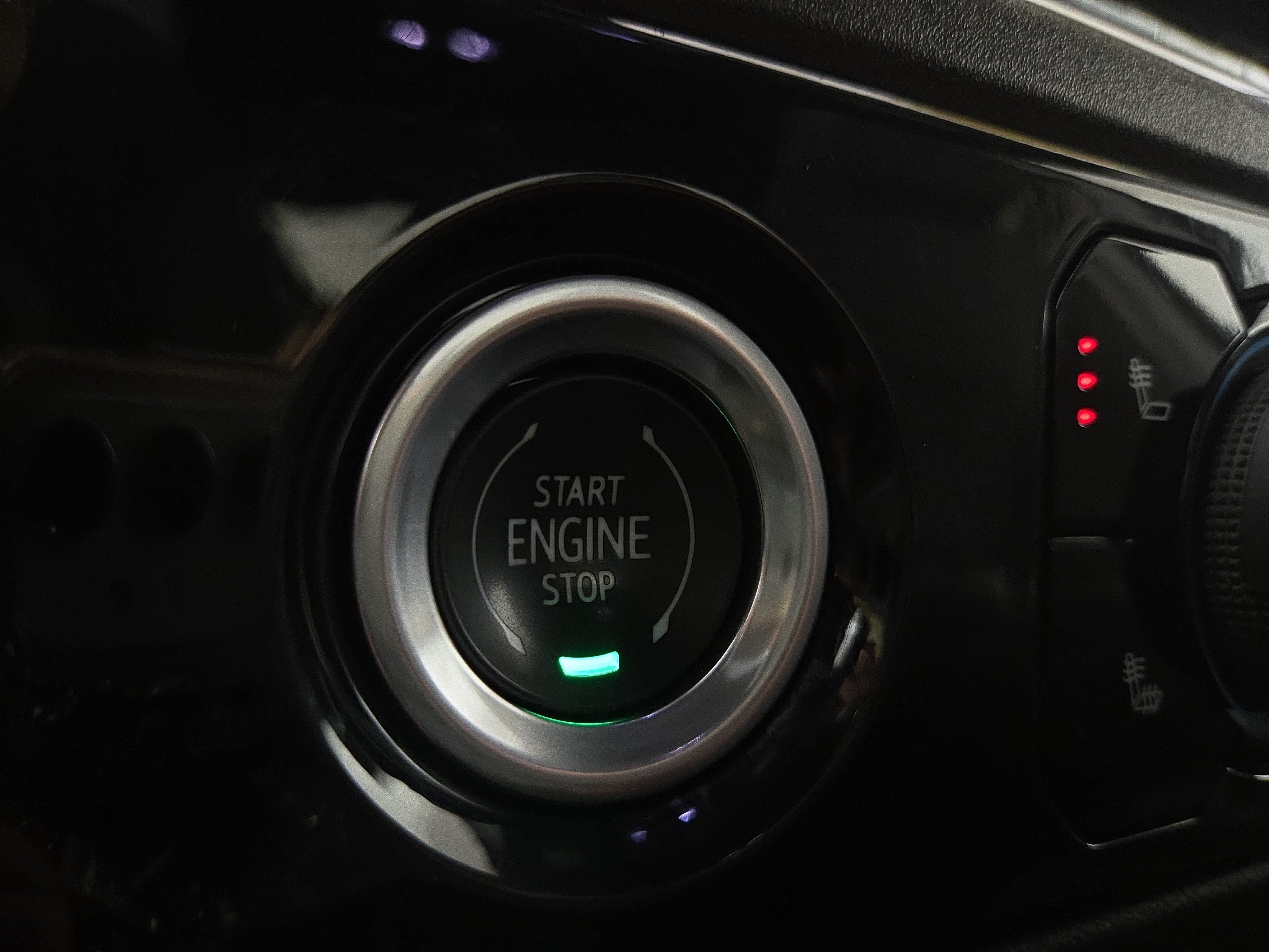 Certified 2023 Chevrolet Silverado 1500 LT AWD/4WD image 28
