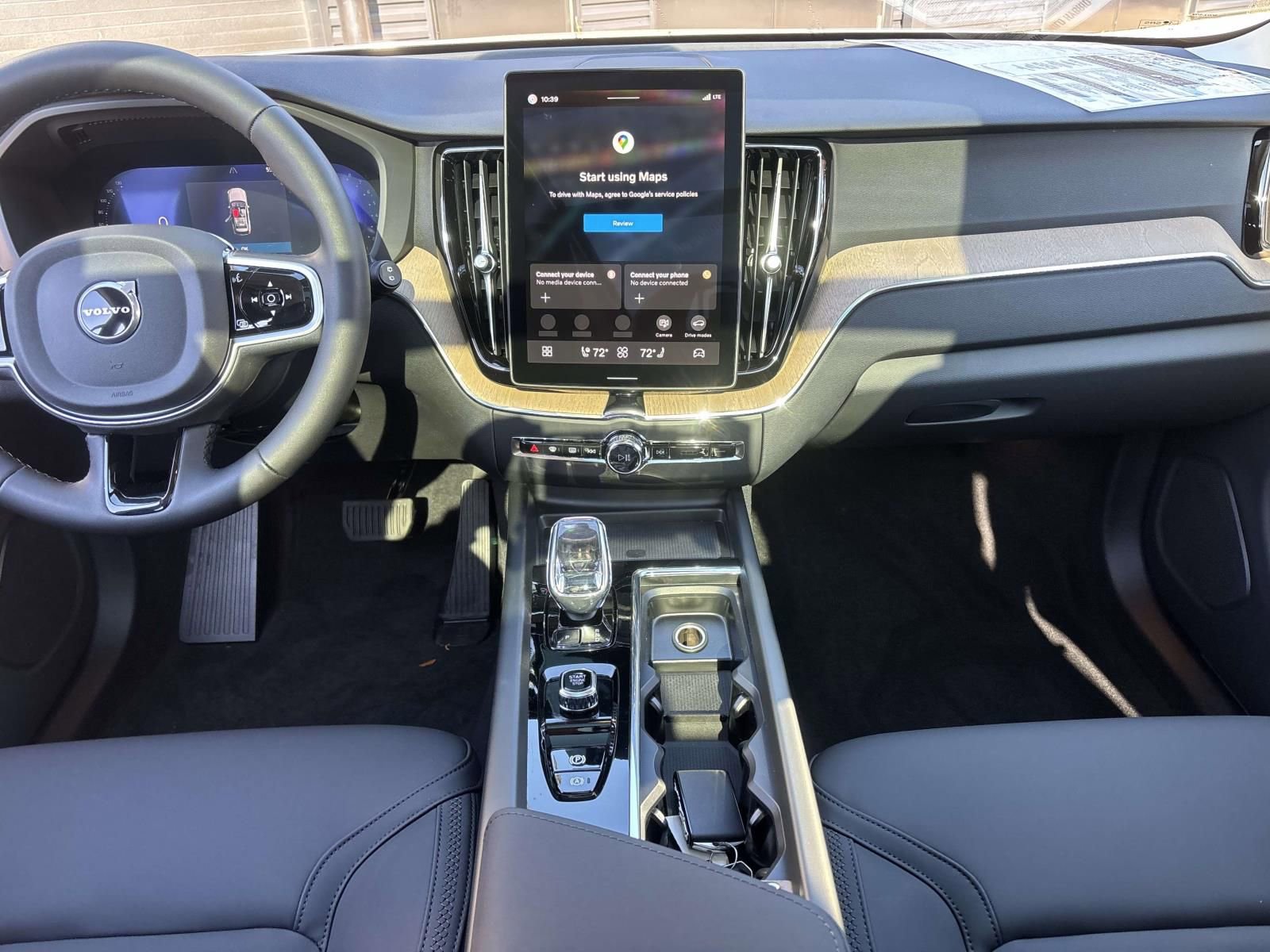 New 2026 Volvo XC60 B5 Plus w/ Protection Package Premier image 28