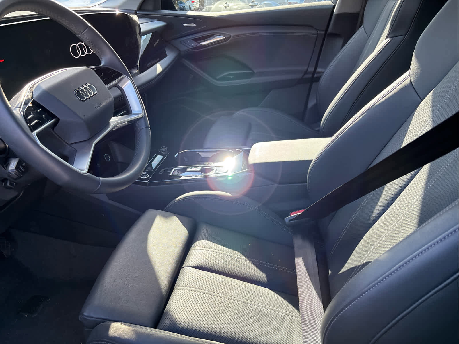 Used 2025 Audi Q6 e-tron Premium Plus w/ Premium Plus image 5