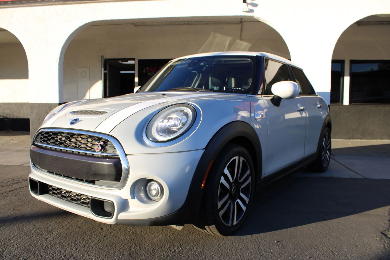 Used 2020 MINI Cooper S w/ Storage Package image 8