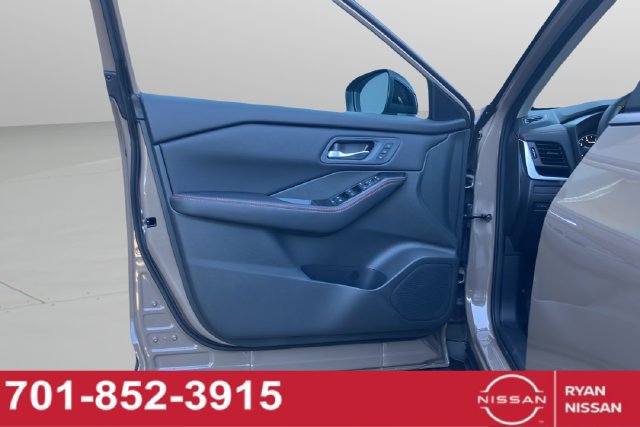 New 2026 Nissan Rogue SV w/ Rock Creek Premium Package AWD/4WD image 19