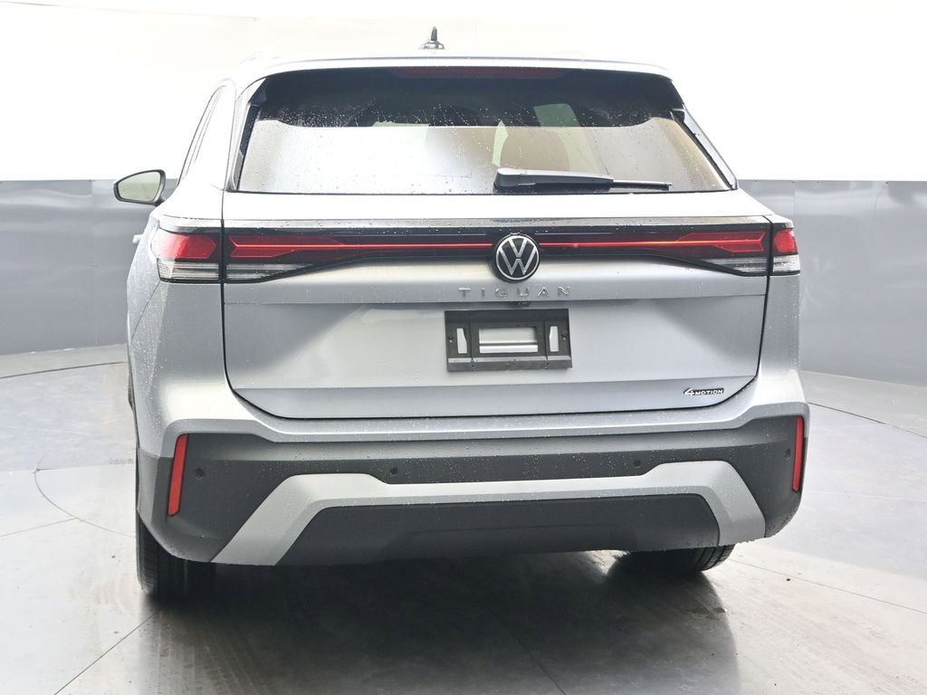 New 2026 Volkswagen Tiguan S image 4
