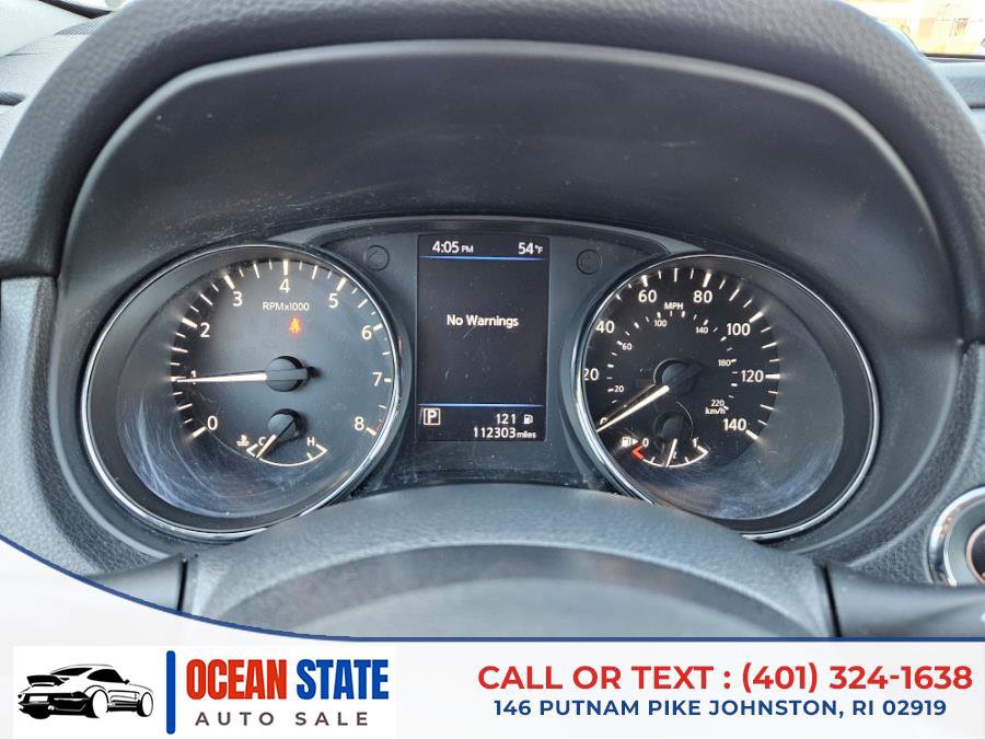 Used 2018 Nissan Rogue SV image 17