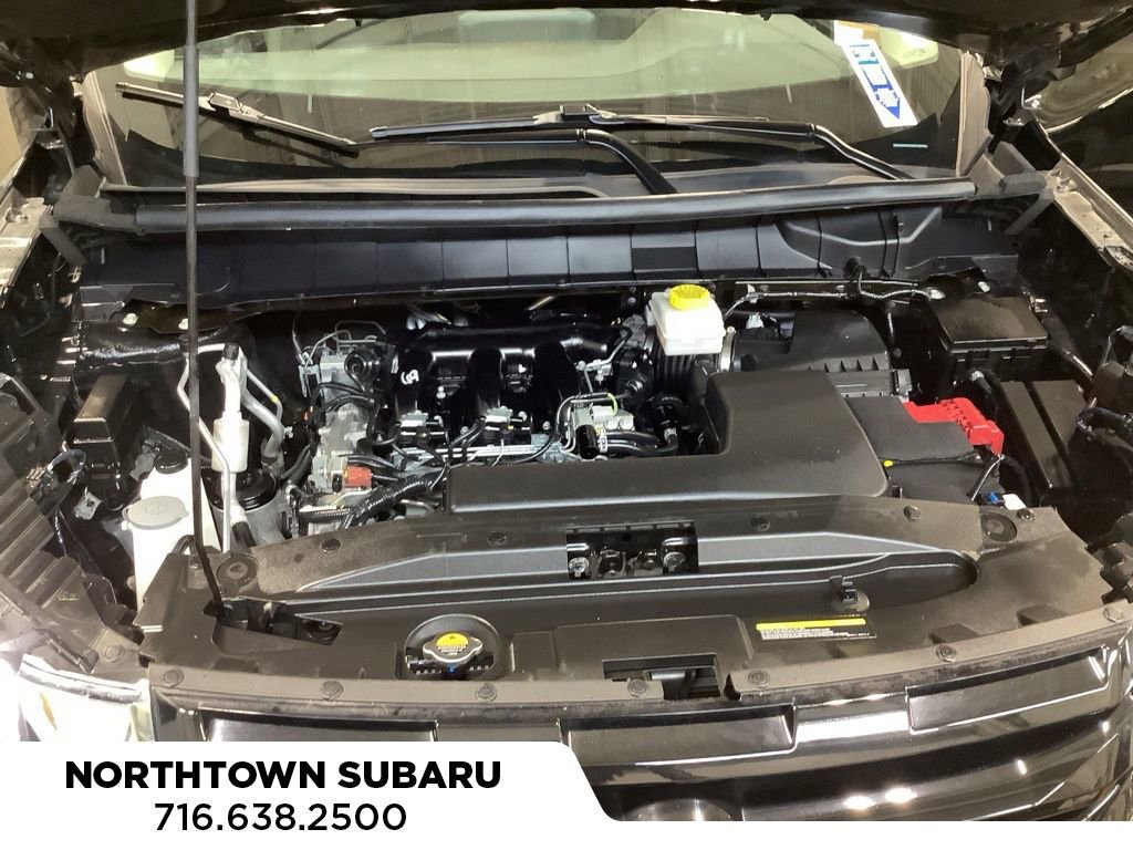 Used 2025 Nissan Pathfinder SV image 24