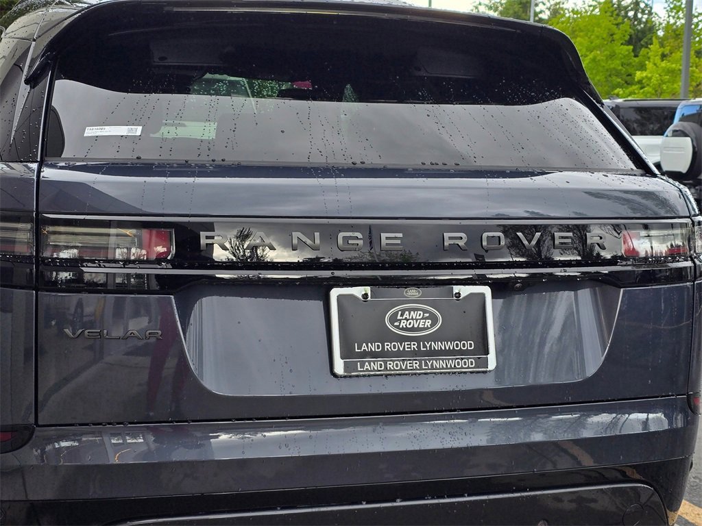 New 2026 Land Rover Range Rover Velar Dynamic SE image 9
