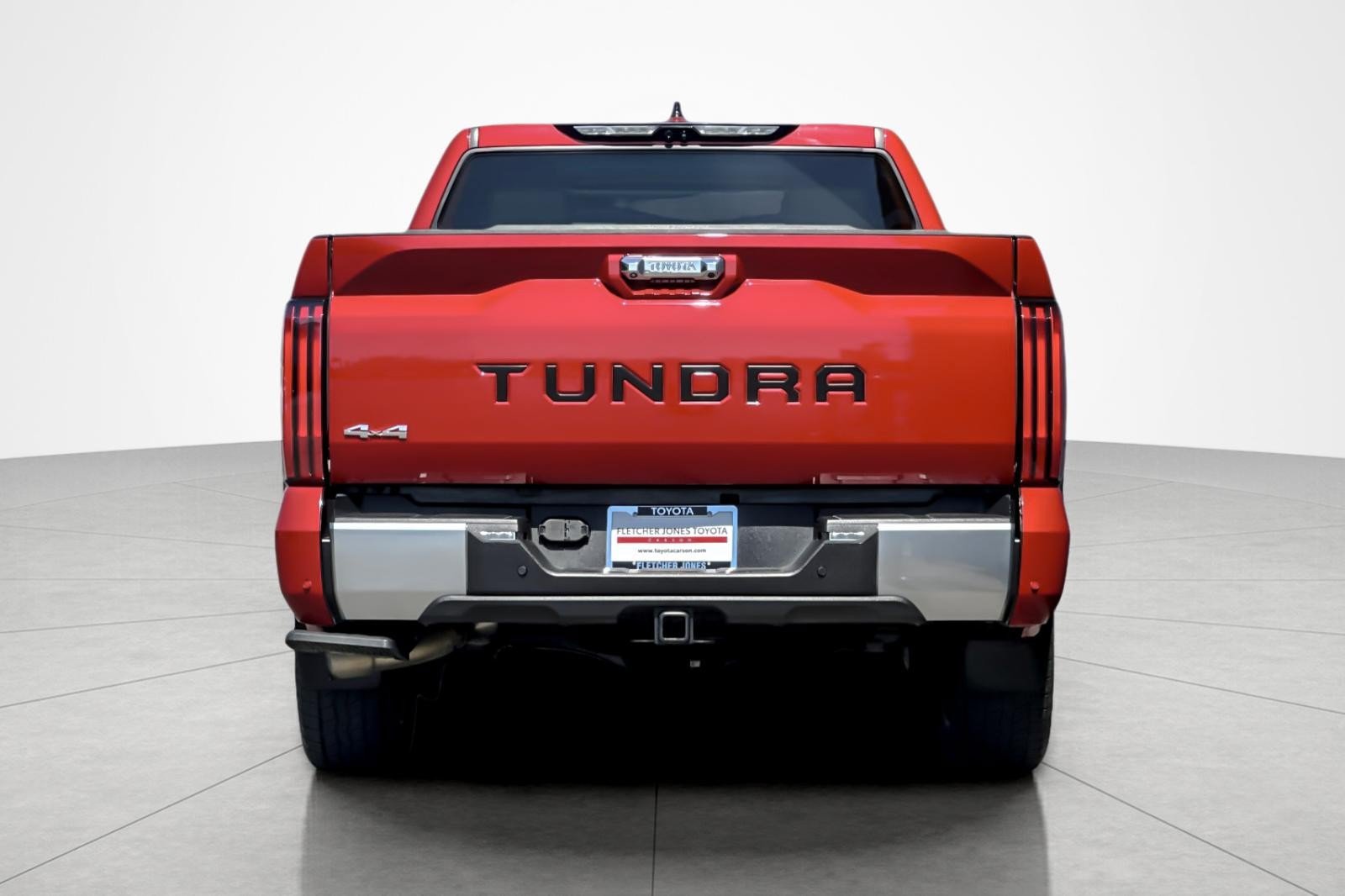 Used 2023 Toyota Tundra Limited w/ TRD Off-Road Package AWD/4WD image 4