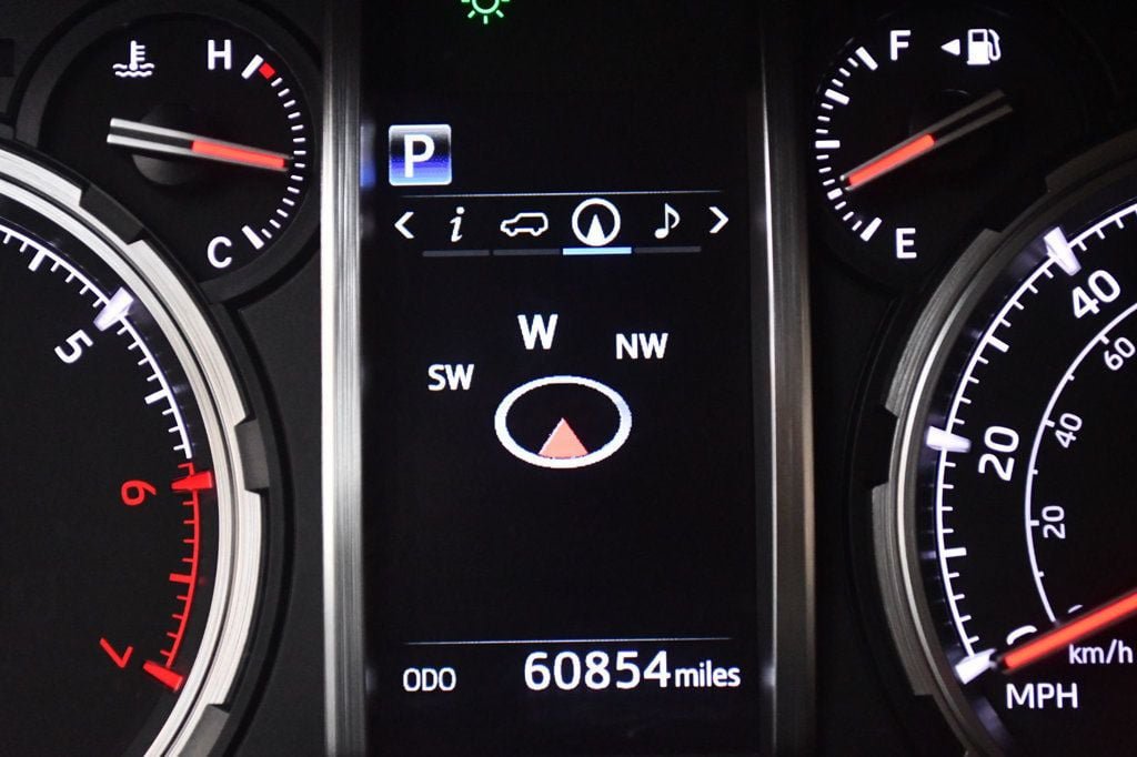 Used 2020 Toyota 4Runner Limited AWD/4WD image 55