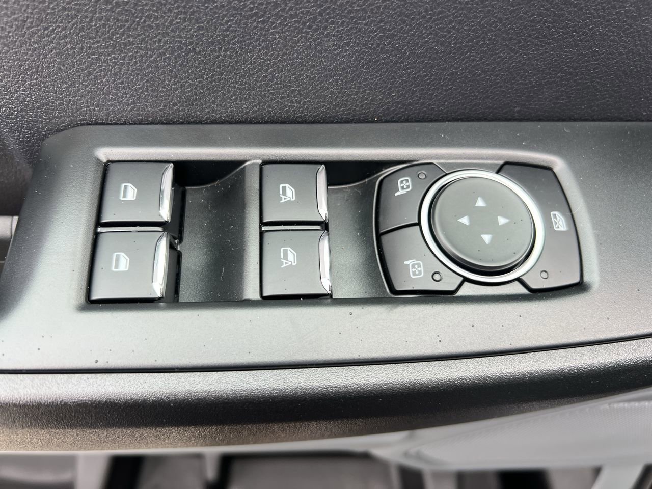 New 2026 Ford F250 XL w/ XL Chrome Package image 18