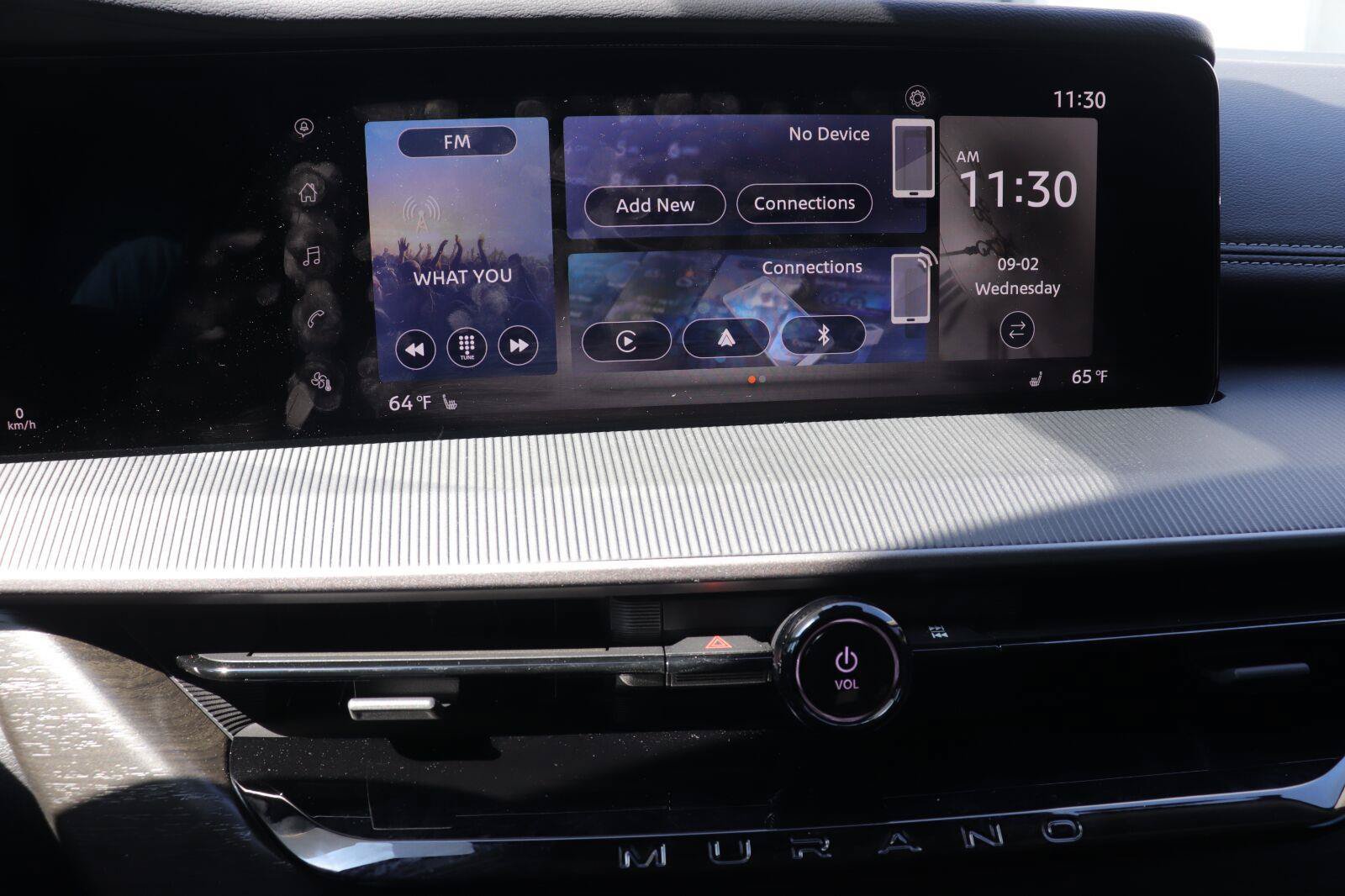 Used 2025 Nissan Murano SV AWD/4WD image 29