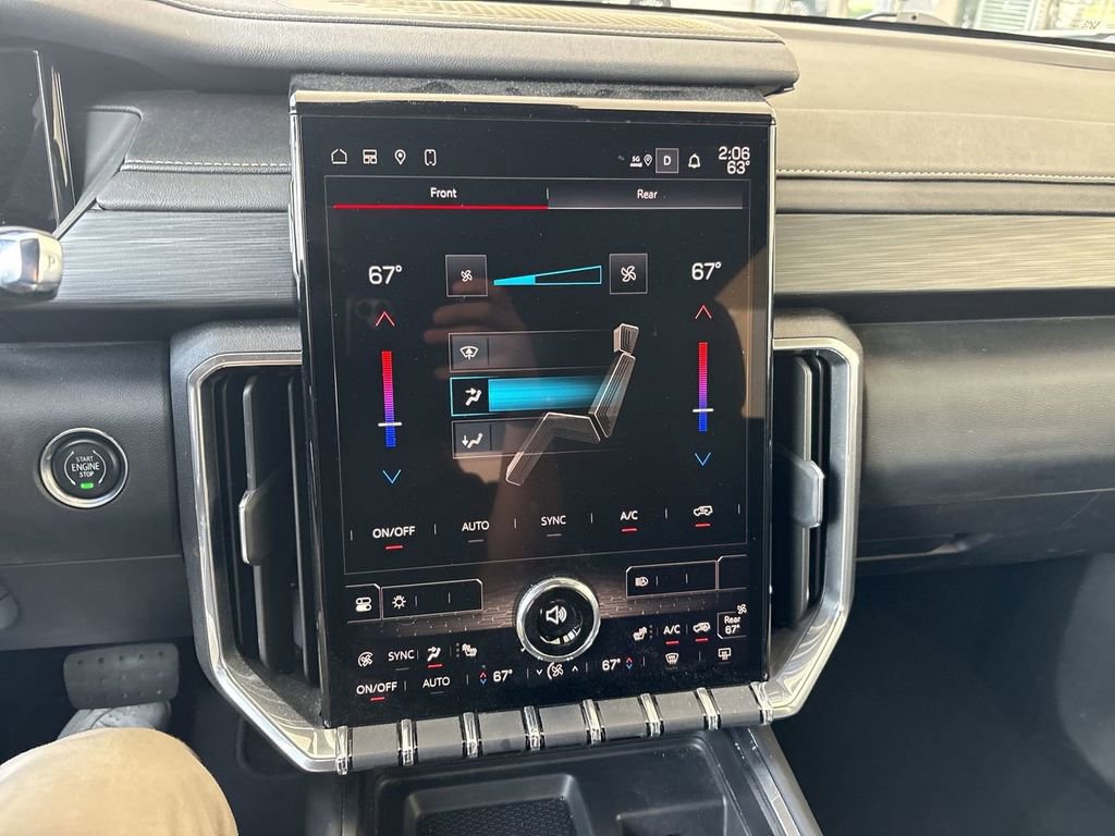 Certified 2025 GMC Acadia Elevation image 13