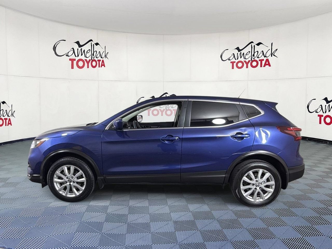 Used 2022 Nissan Rogue Sport S FWD image 5