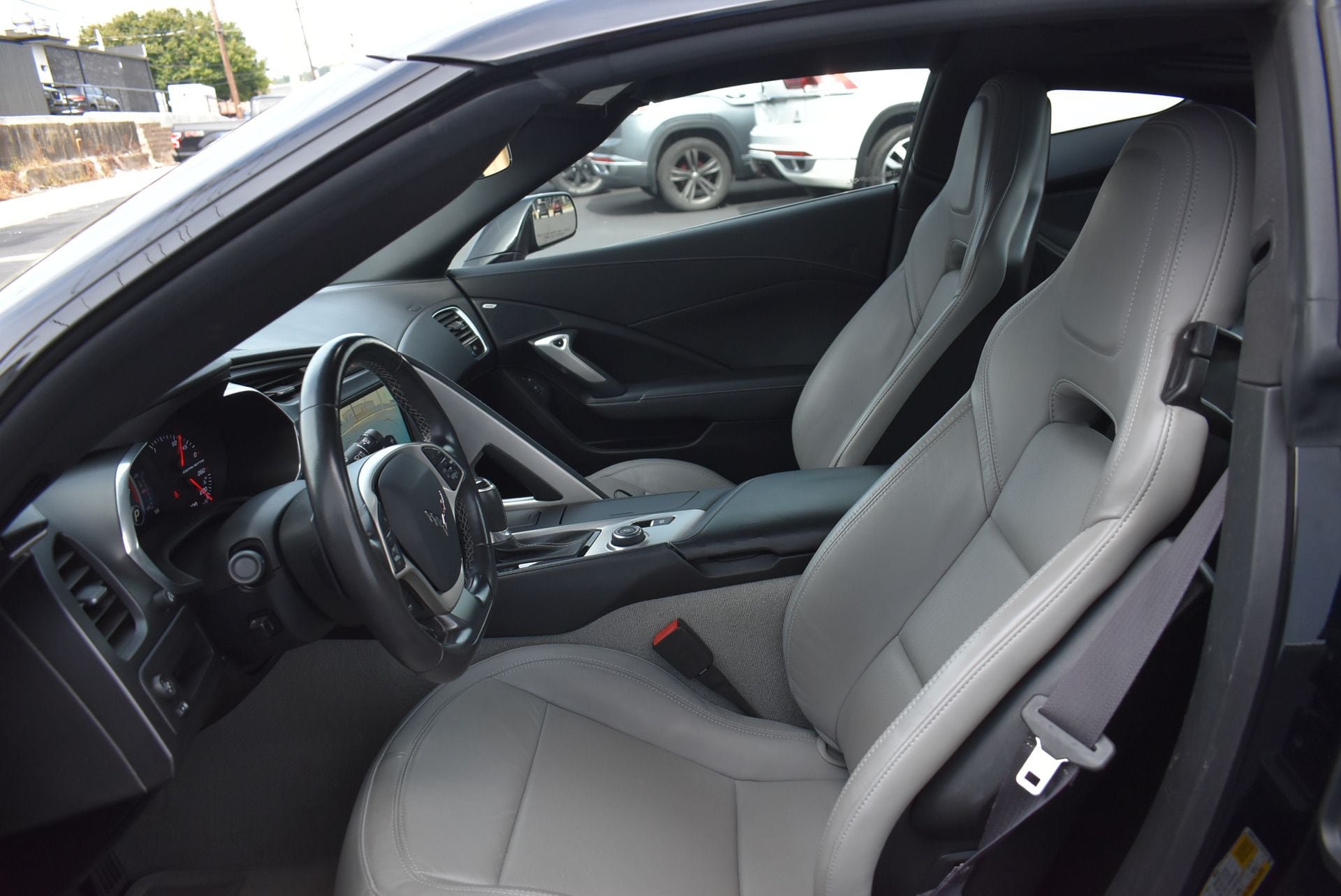 Used 2016 Chevrolet Corvette Stingray Coupe w/ Battery Protection Package RWD image 14