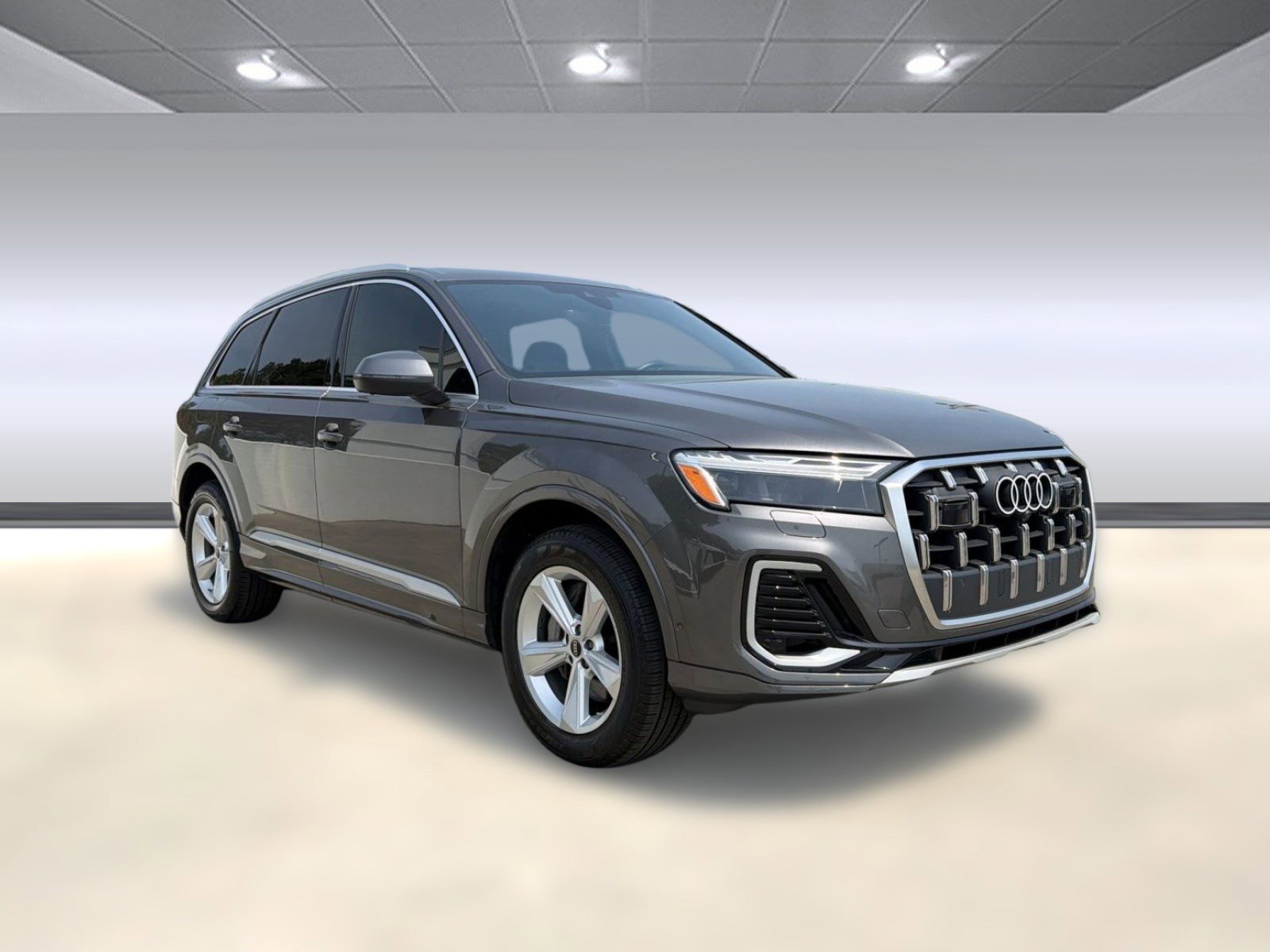 Used 2025 Audi Q7 2.0T Premium w/ Convenience Package AWD/4WD image 6