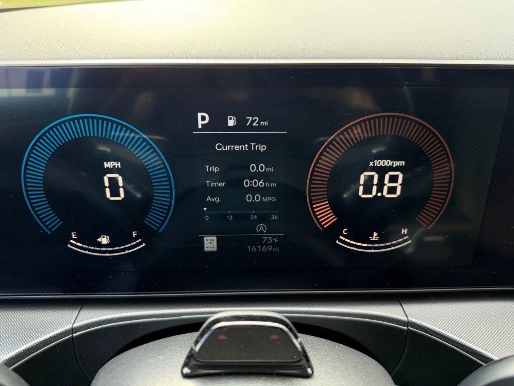 Used 2025 Hyundai Santa Fe SEL image 18