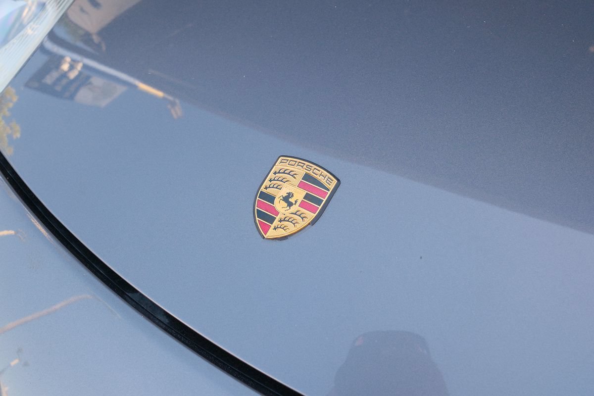 Used 2004 Porsche 911 Carrera RWD image 37