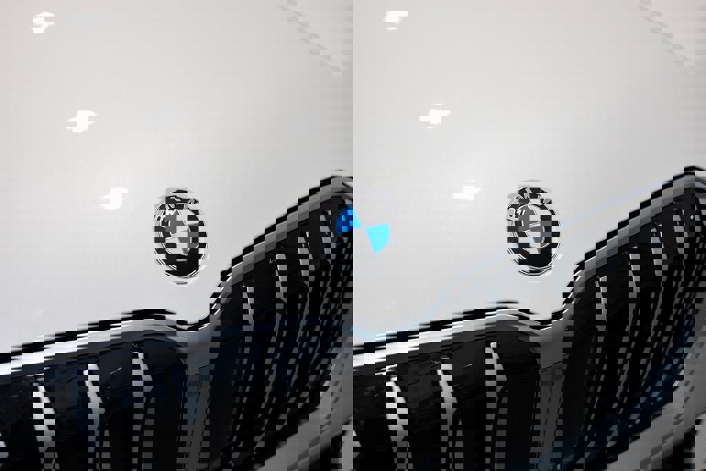 Used 2025 BMW X1 xDrive28i w/ Convenience Package image 7