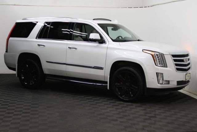 Used 2017 Cadillac Escalade Luxury