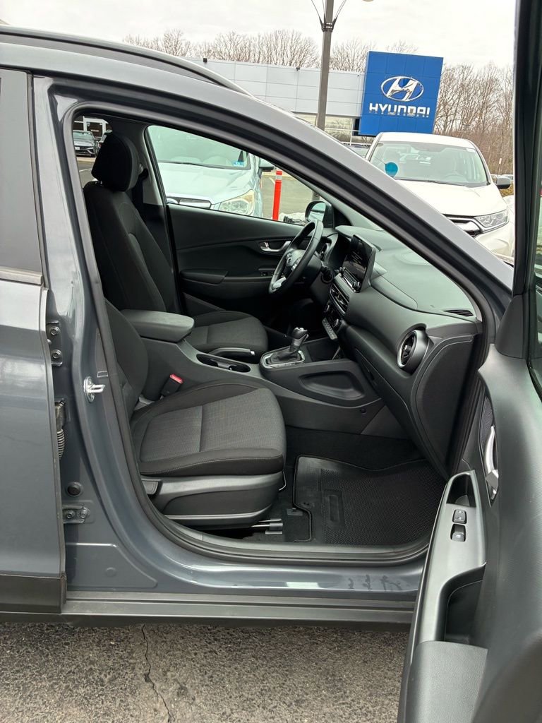 Used 2023 Hyundai Kona SEL w/ Convenience Package image 22