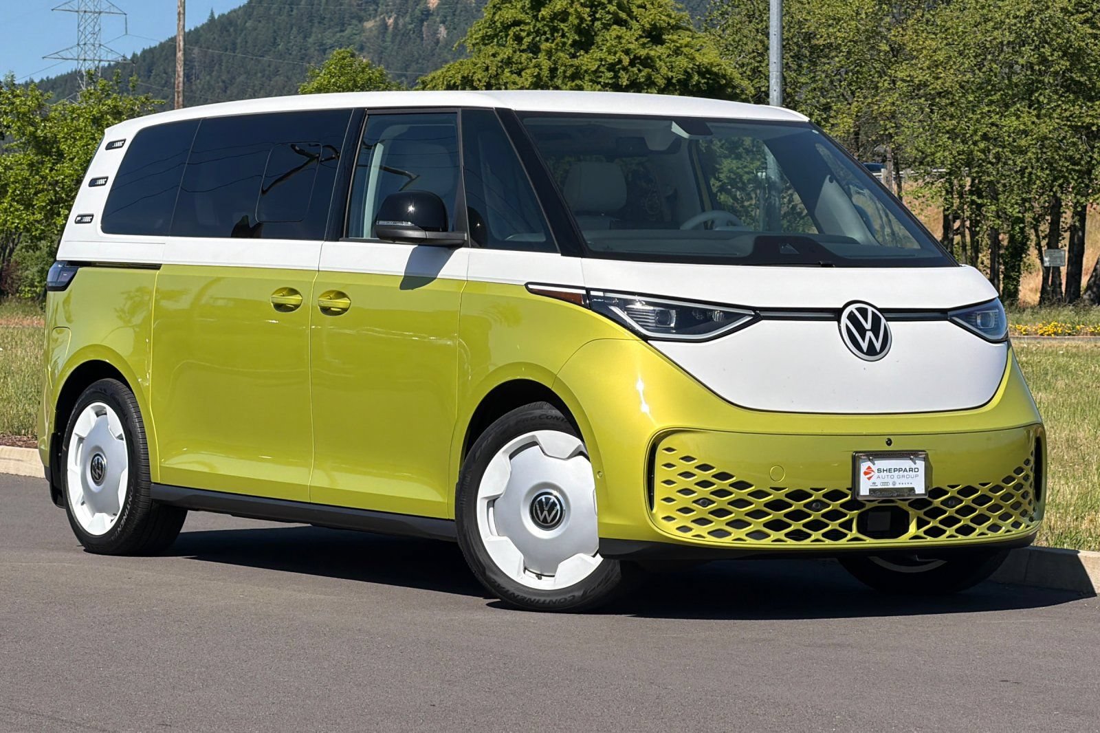 New 2025 Volkswagen ID. Buzz 1st Edition AWD/4WD image 1
