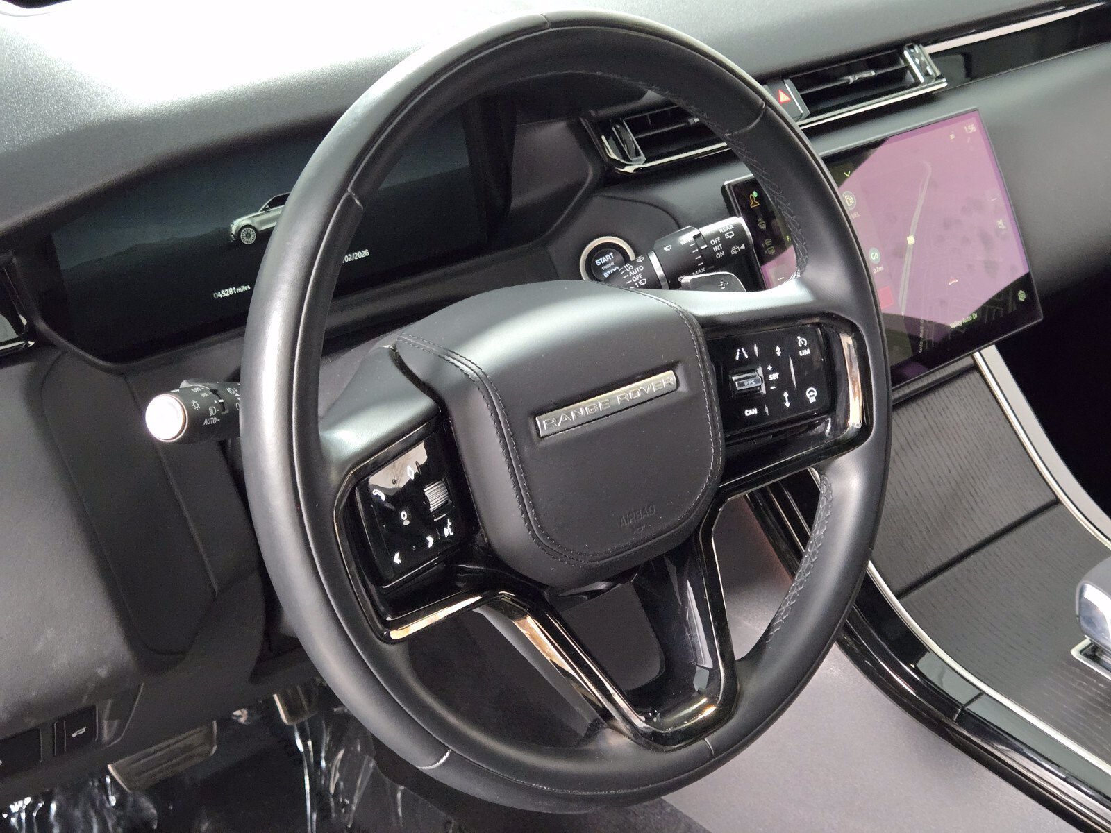 Used 2024 Land Rover Range Rover Velar Dynamic HSE AWD/4WD image 23