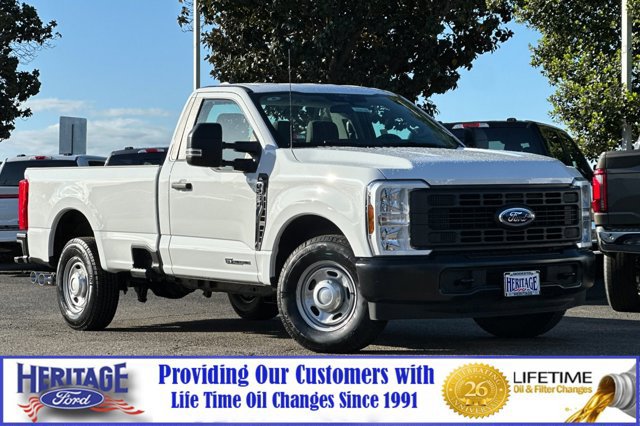 Used 2025 Ford F250 XL image 2
