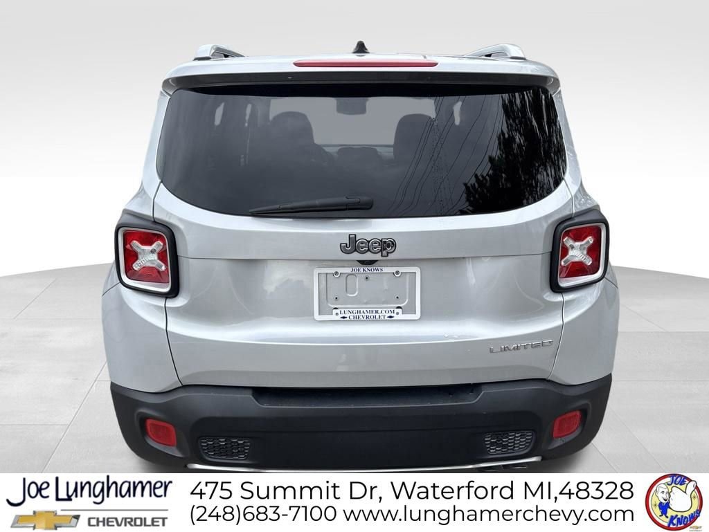 Used 2016 Jeep Renegade Limited FWD image 4