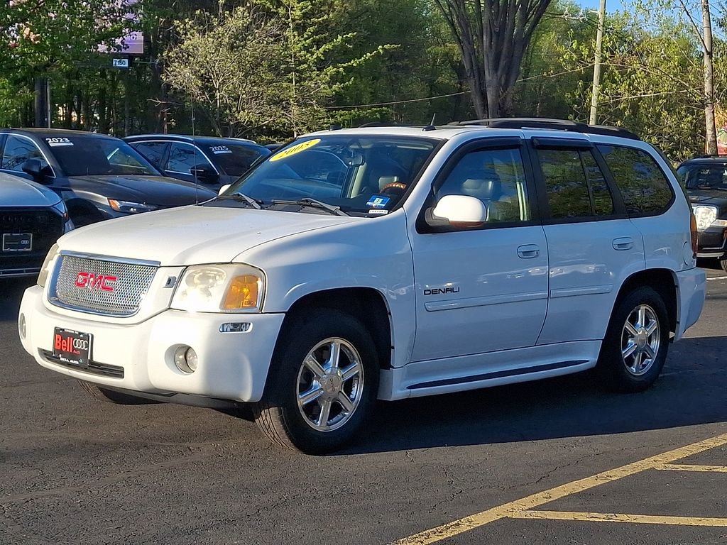 Used 2005 GMC Envoy Denali image 9